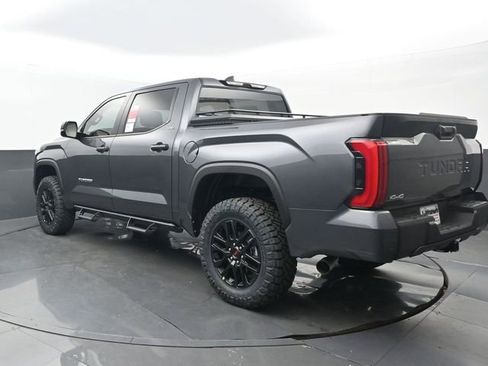 New 2026 Toyota Tundra SR5 w/ SR5 Convenience Package AWD/4WD image 3