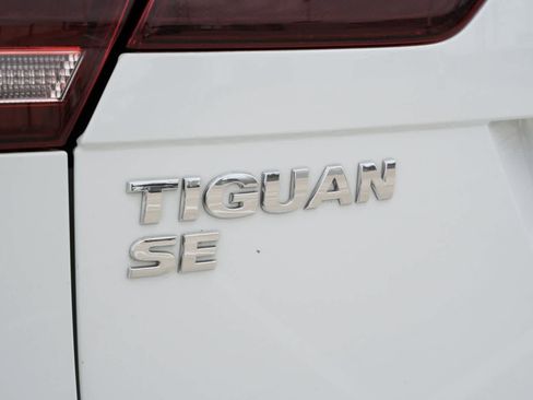 Used 2018 Volkswagen Tiguan SE w/ 3rd Row Seat Package AWD/4WD image 20