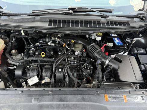 Used 2019 Ford Edge Titanium FWD image 30