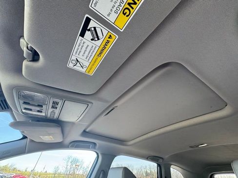 Used 2022 Honda CR-V EX-L image 29