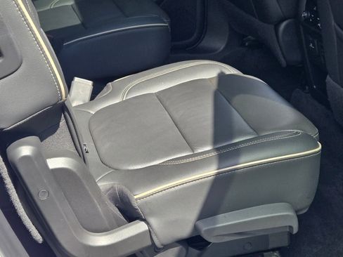 Used 2023 Chevrolet Traverse Premier w/ Redline Edition AWD/4WD image 12