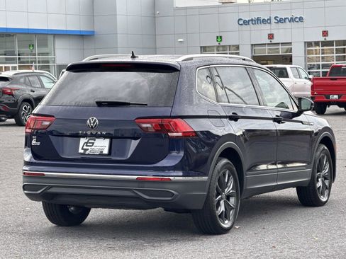 Used 2023 Volkswagen Tiguan SE image 24