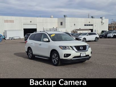 Used 2020 Nissan Pathfinder SV