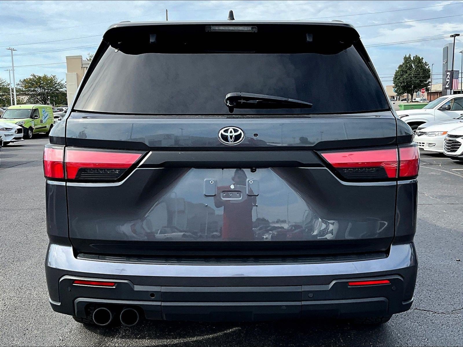 Used 2023 Toyota Sequoia TRD Pro AWD/4WD image 5