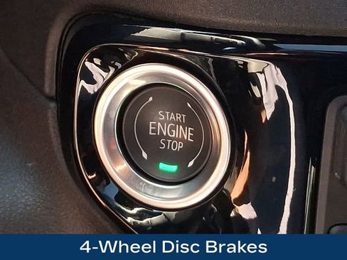 Used 2025 Chevrolet Silverado 2500 ZR2 w/ Technology Package AWD/4WD image 18