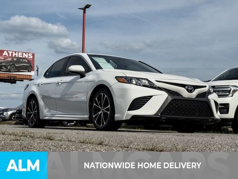 Used 2020 Toyota Camry SE FWD image 4