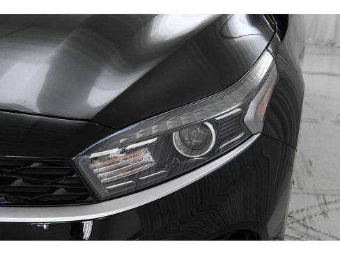 Used 2023 Kia Forte LXS FWD image 22