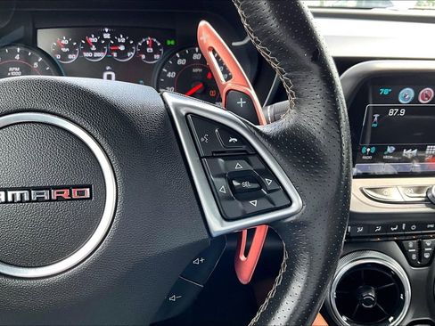 Used 2017 Chevrolet Camaro SS RWD image 17