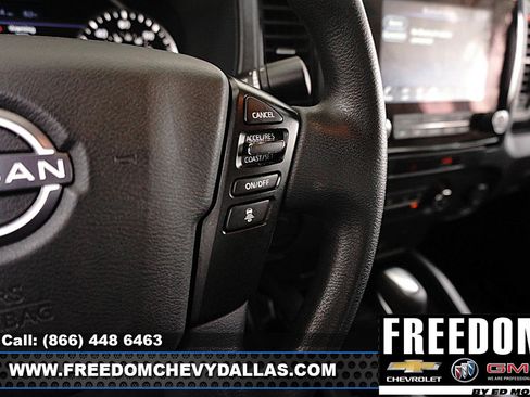 Used 2023 Nissan Frontier SV w/ Midnight Edition Package RWD image 21