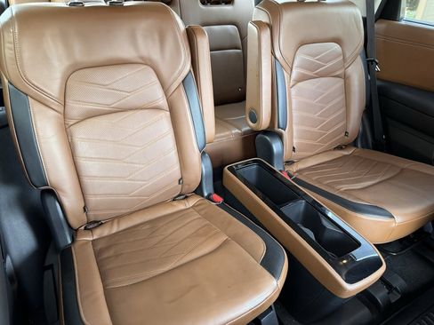 Used 2022 Nissan Pathfinder Platinum w/ Cargo Package image 22