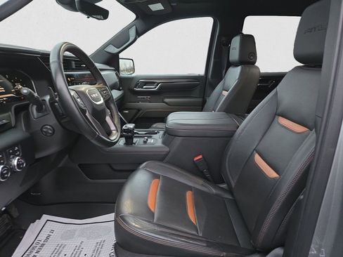 Used 2024 GMC Sierra 1500 AT4 w/ Technology Package image 9