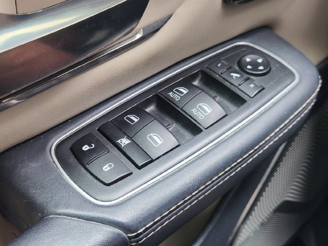 Used 2021 RAM 1500 Limited AWD/4WD image 22