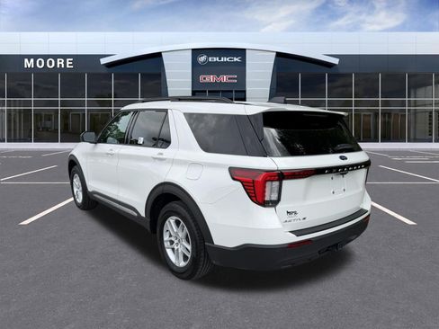 Used 2025 Ford Explorer Active RWD image 5