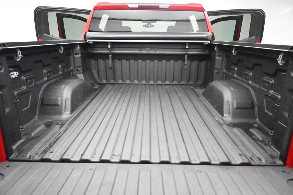 Used 2020 GMC Sierra 1500 Elevation w/ Elevation Value Package AWD/4WD image 24
