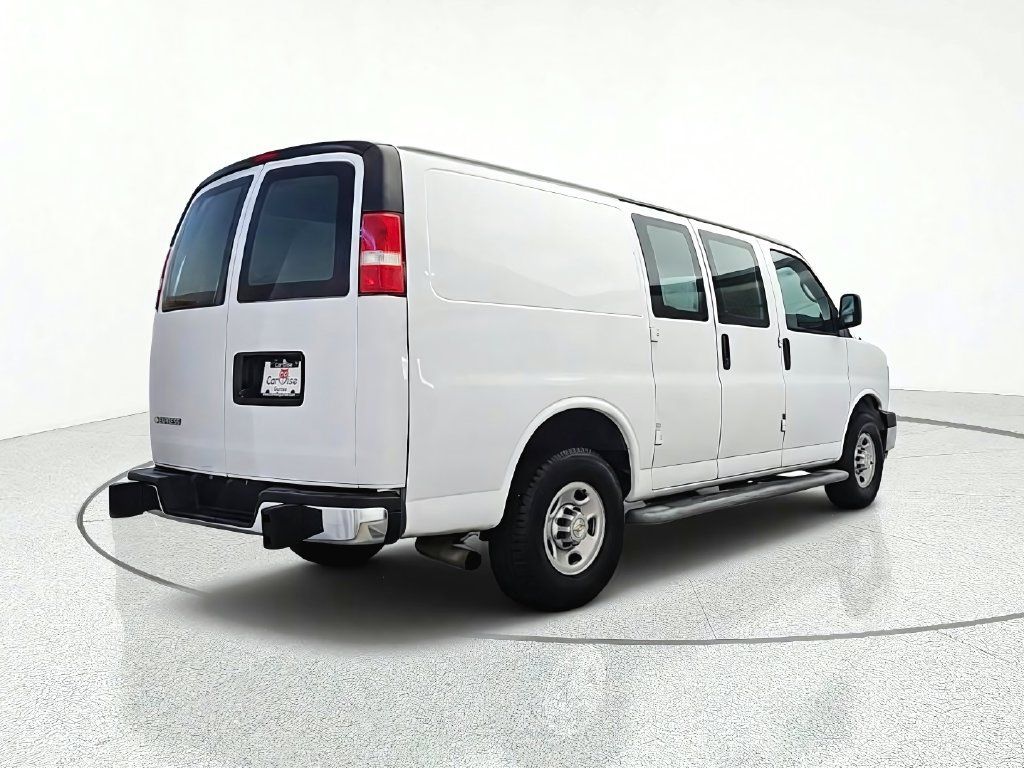 Used 2020 Chevrolet Express 2500 w/ Driver Convenience Package RWD image 4