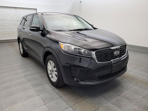 Used 2019 Kia Sorento L FWD image 13