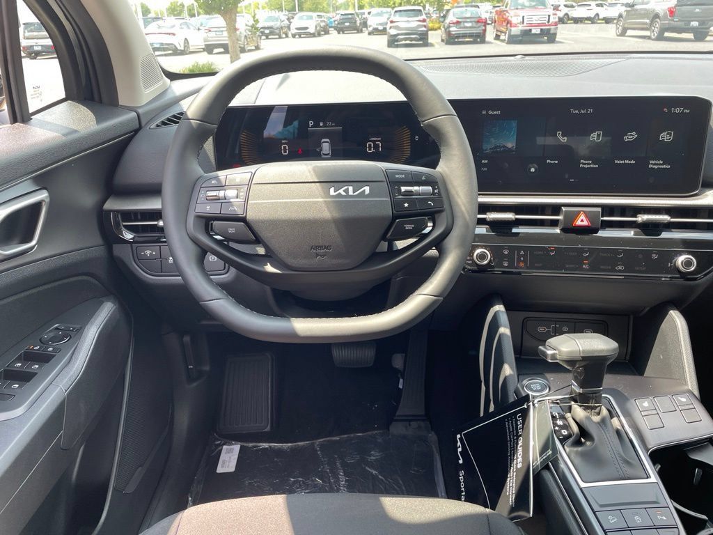 New 2026 Kia Sportage LX w/ LX Convenience Package AWD/4WD image 12