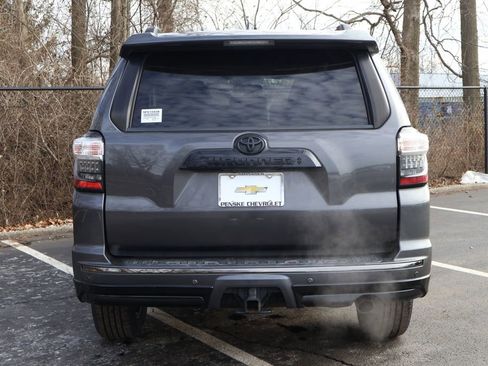 Used 2019 Toyota 4Runner Limited image 6