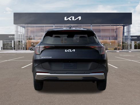 New 2026 Kia Sportage LX image 5