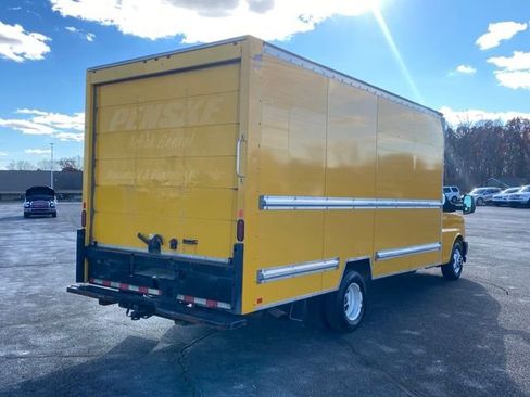 Used 2017 GMC Savana 3500 Work Van image 5