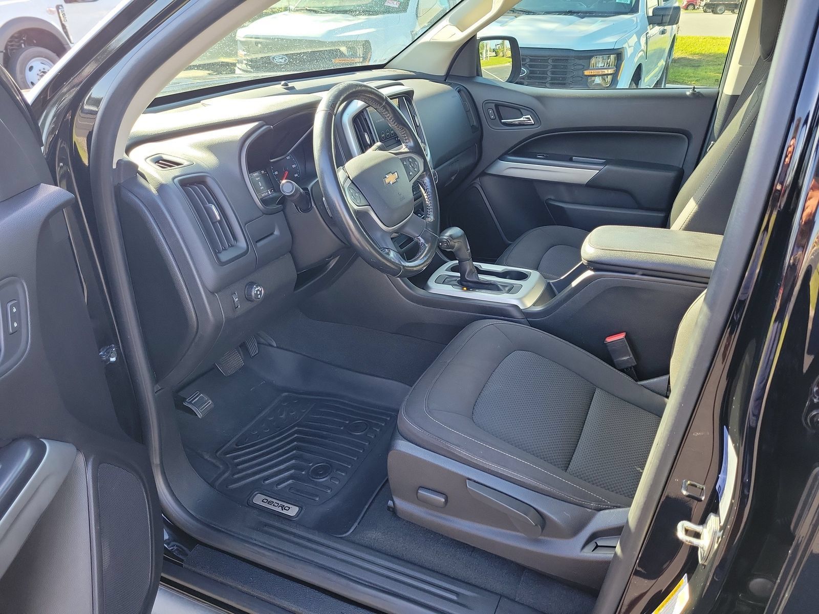 Used 2021 Chevrolet Colorado LT w/ Redline Special Edition RWD image 15