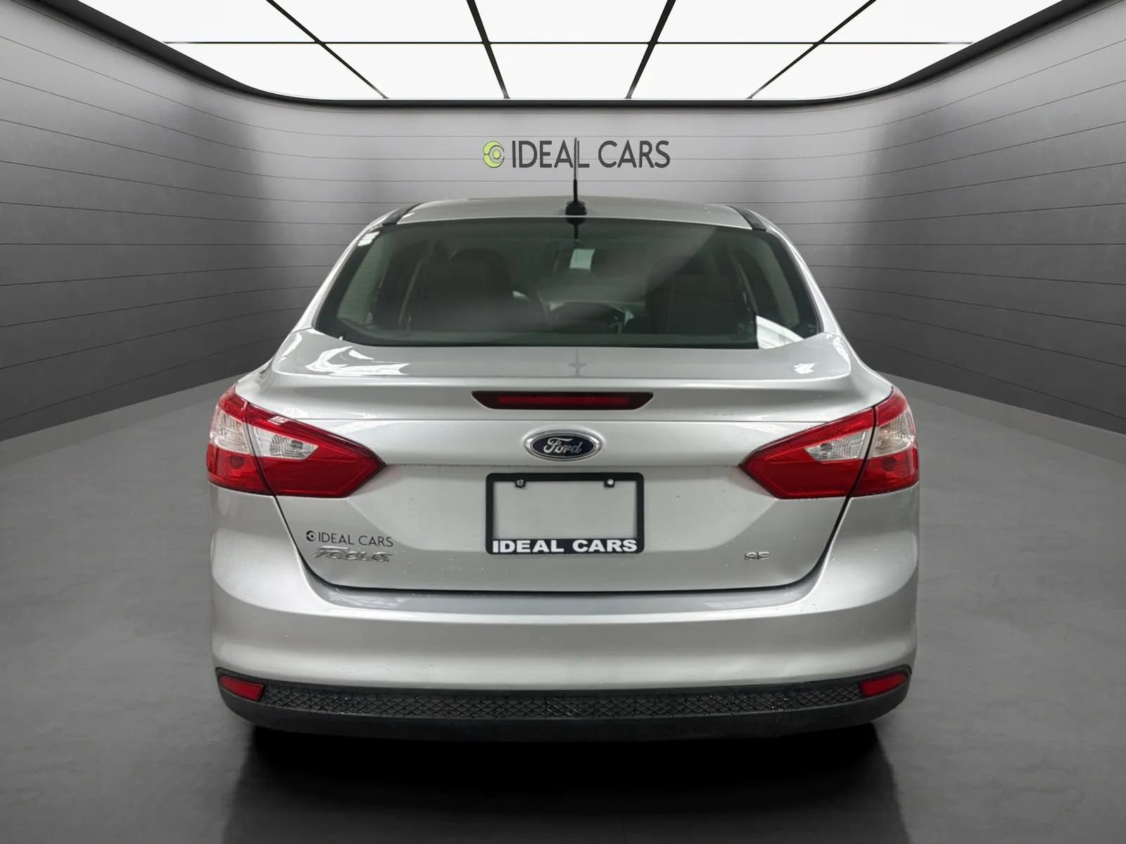 Used 2013 Ford Focus SE FWD image 4