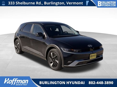 Used 2025 Hyundai Ioniq 5 SE image 1