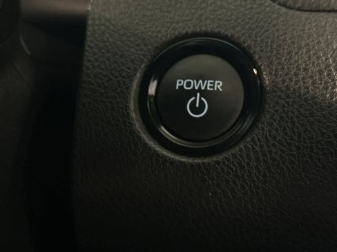 Used 2025 Toyota Camry SE FWD image 26