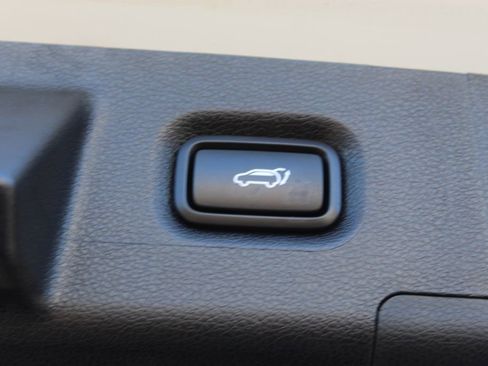 Used 2022 Hyundai Santa Fe Calligraphy image 11