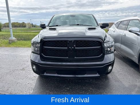 Used 2023 RAM 1500 Classic SLT w/ Electronics Convenience Group AWD/4WD image 2