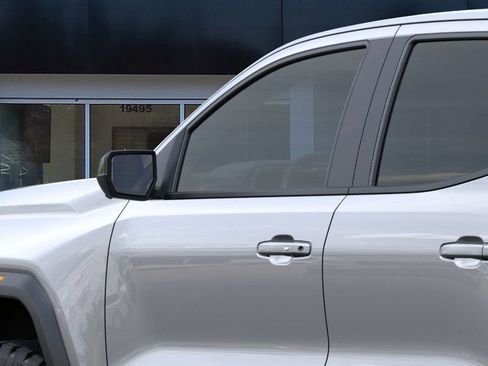 New 2026 GMC Canyon Elevation w/ Technology Package AWD/4WD image 12