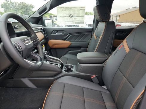 New 2026 GMC Canyon AT4 image 19