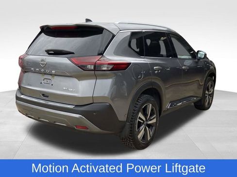 Used 2023 Nissan Rogue SL w/ SL Premium Package image 6