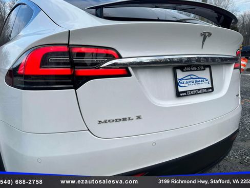 Used 2018 Tesla Model X 75D AWD/4WD image 13