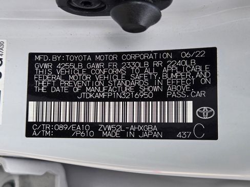 Used 2022 Toyota Prius Prime XLE FWD image 33