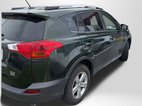 Used 2013 Toyota RAV4 XLE AWD/4WD image 2