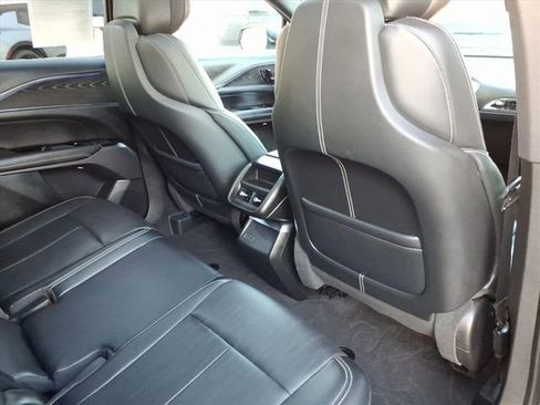 Certified 2024 Cadillac Lyriq Luxury image 21