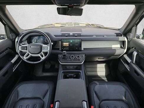 Used 2022 Land Rover Defender 90 X-Dynamic S AWD/4WD image 9