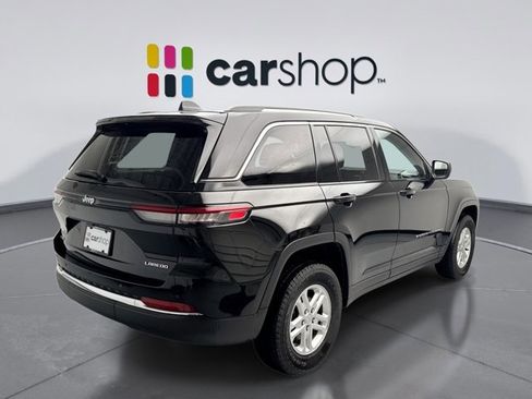 Used 2023 Jeep Grand Cherokee Laredo image 5