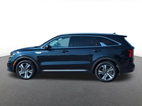 Used 2023 Kia Sorento EX AWD/4WD image 3