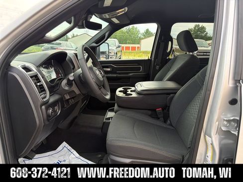 Used 2026 RAM 2500 Big Horn AWD/4WD image 9