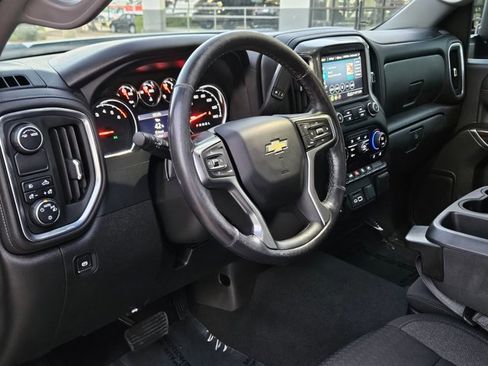 Used 2022 Chevrolet Silverado 2500 LT w/ Convenience Package image 10