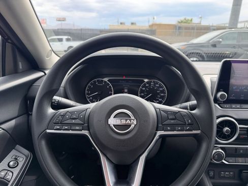 Used 2025 Nissan Sentra SV image 32