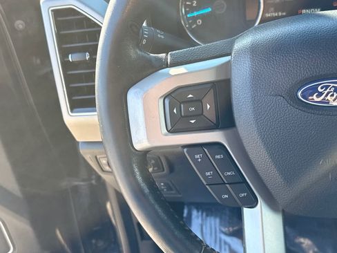 Used 2019 Ford F150 Lariat image 15