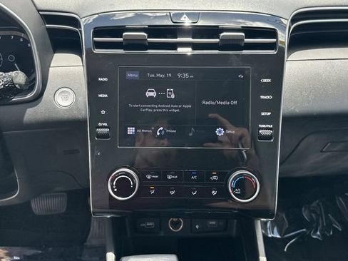 Certified 2023 Hyundai Tucson SEL AWD/4WD image 16