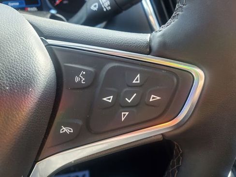 Certified 2024 Chevrolet Equinox LT w/ LPO, Floor Liner Package image 27