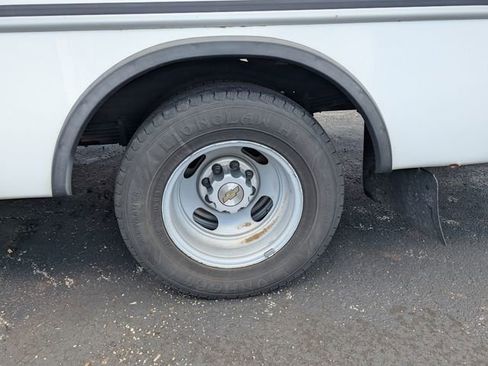 Used 2023 Chevrolet Express 3500 w/ Power Convenience Package RWD image 24