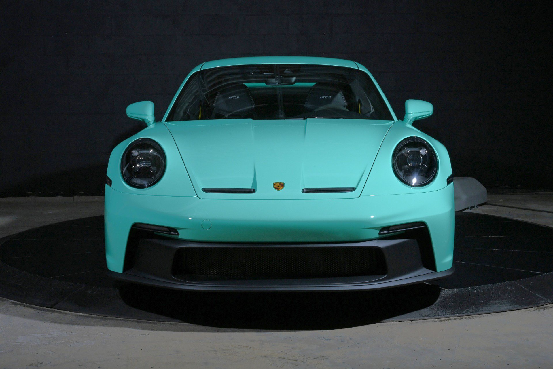 Used 2024 Porsche 911 GT3 RWD image 9