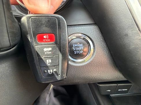 Used 2024 Toyota Camry SE FWD image 31