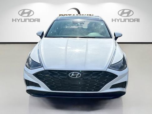 Used 2023 Hyundai Sonata SEL w/ Convenience Package FWD image 2
